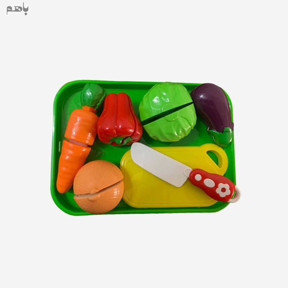 اسباب‌بازی میوه و سبزیجات برشی